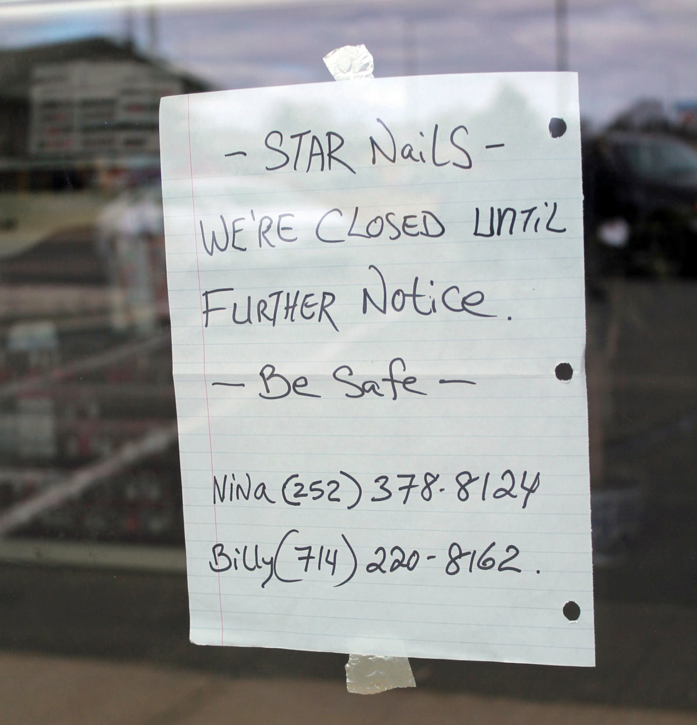 Nail salon closes